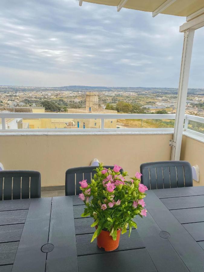 The Blue Mill Penthouse With Beautiful Views Leilighet Naxxar Eksteriør bilde